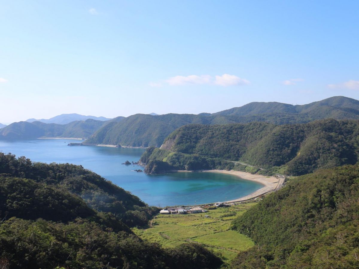 鹿児島県の離島・加計呂麻島に「実久ブルー」の海を見に行こう！