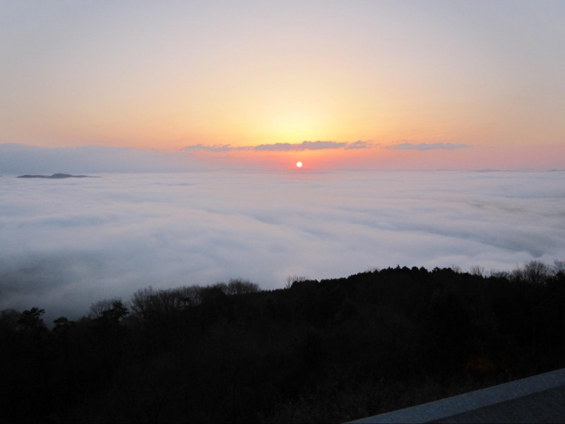 日本国内の 雲海 スポット4選 幻想的な絶景を見にいこう