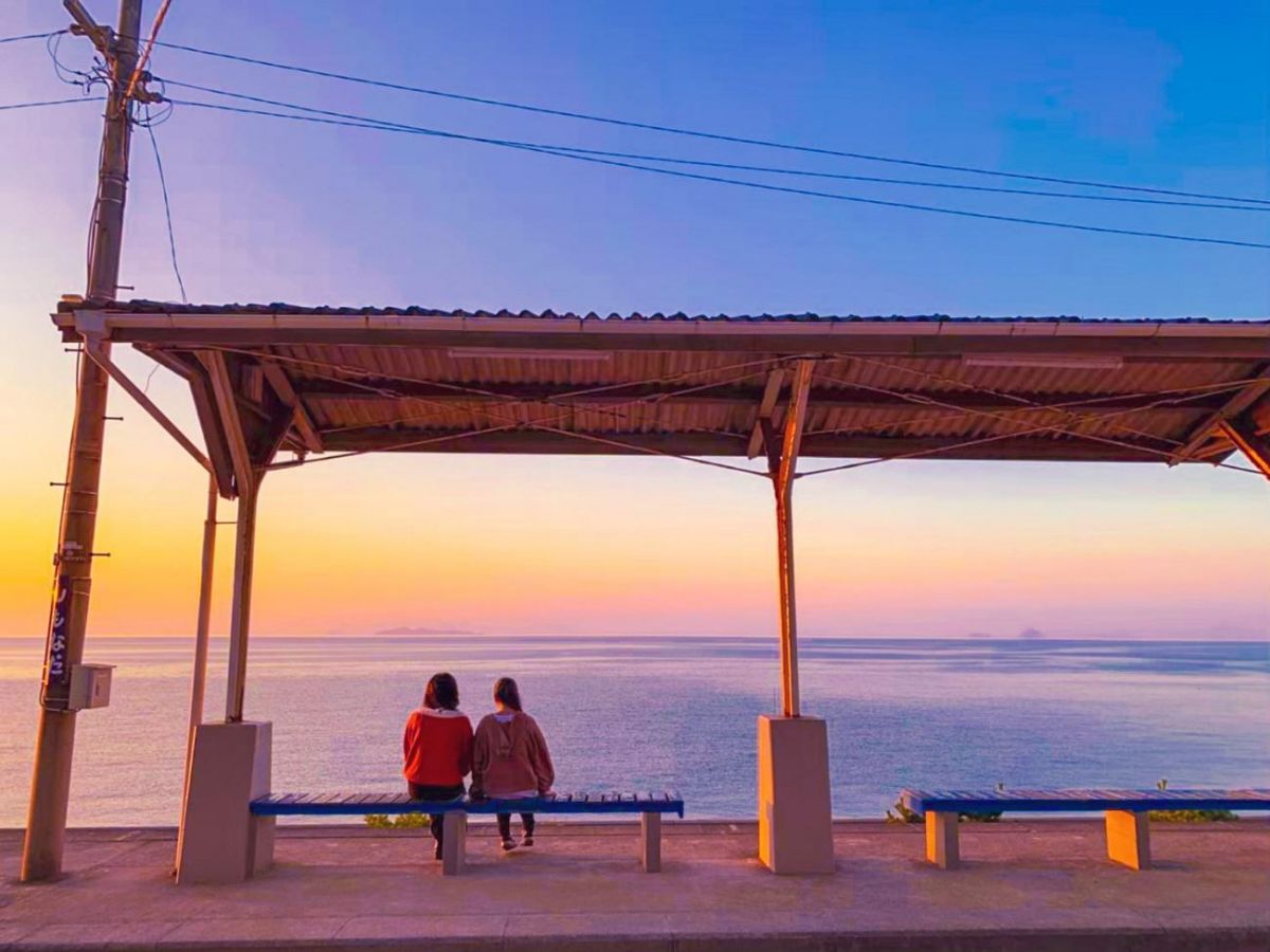 目の前に海が広がる 下灘駅 で絶景写真を撮ってきた ガジェット通信 Getnews