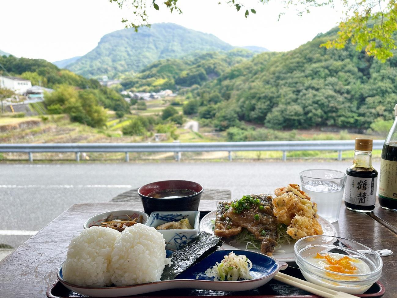 【香川】棚田の絶景を見ながら小豆島の味覚をいただける「こまめ食堂」！